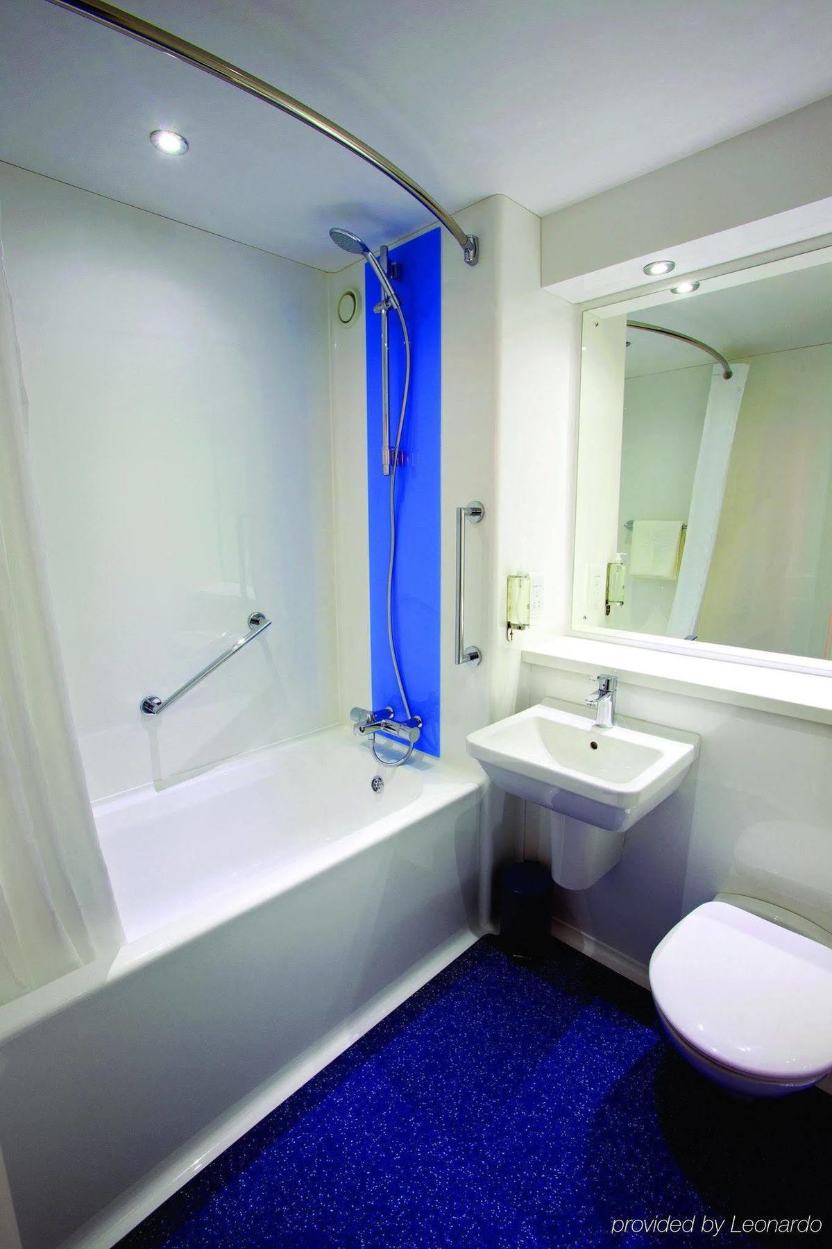 Travelodge Aberdeen Airport Exterior foto